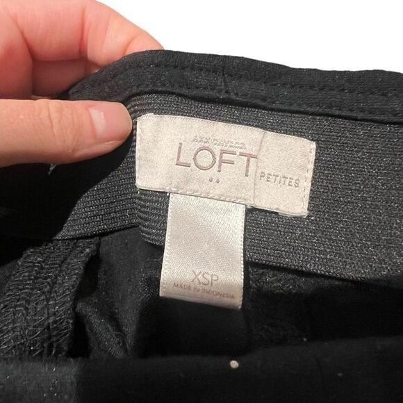 3 for $30! Loft black short skirt. Size xsp - Picture 2 of 6